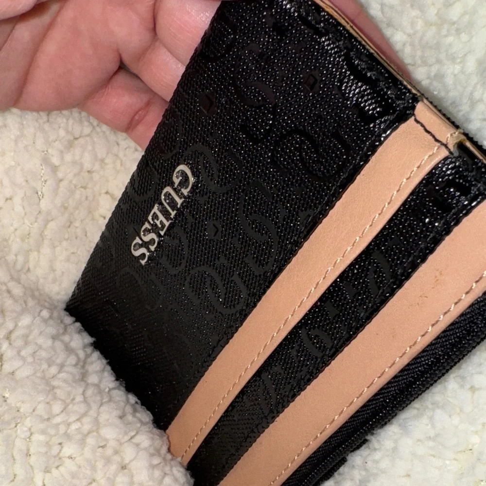 GUESS- Black and Tan Women's Card Holder - Picture 12 of 17